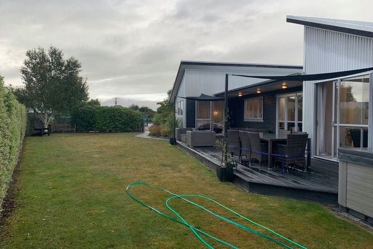 Photo of property in 22 Frye Crescent, Albert Town, Wanaka, 9305