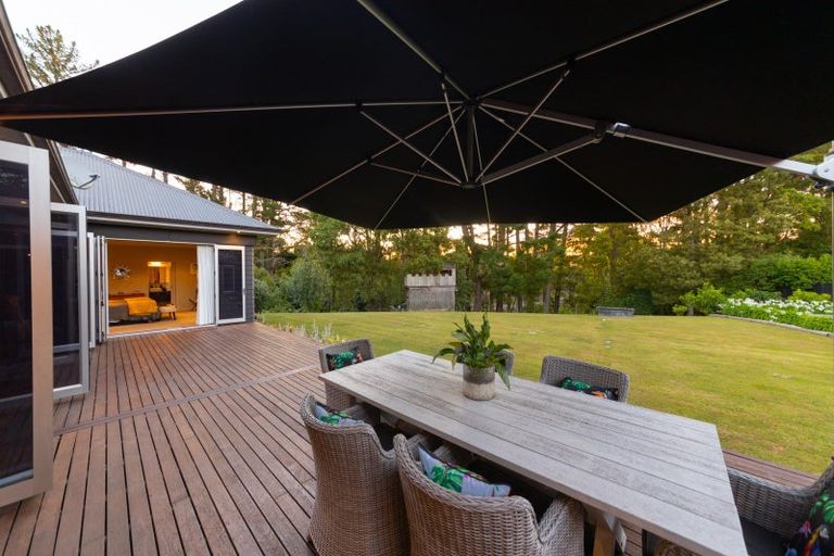 Photo of property in 6 Homestead Lane, Fitzherbert, Palmerston North, 4471