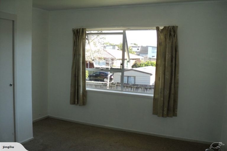 Photo of property in 2/26 Arawa Street, New Lynn, Auckland, 0600