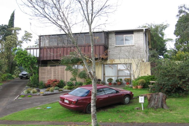 Photo of property in 2/14 Lilian Place, Farm Cove, Auckland, 2012