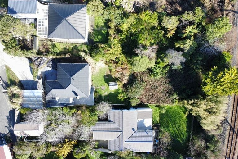 Photo of property in 55 Handyside Street, Tawa, Wellington, 5028