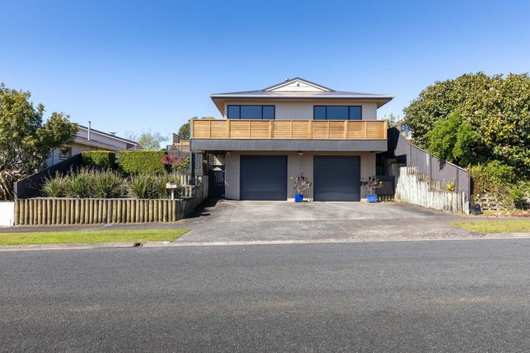 Photo of property in 6 Silby Street, Waitara, 4320