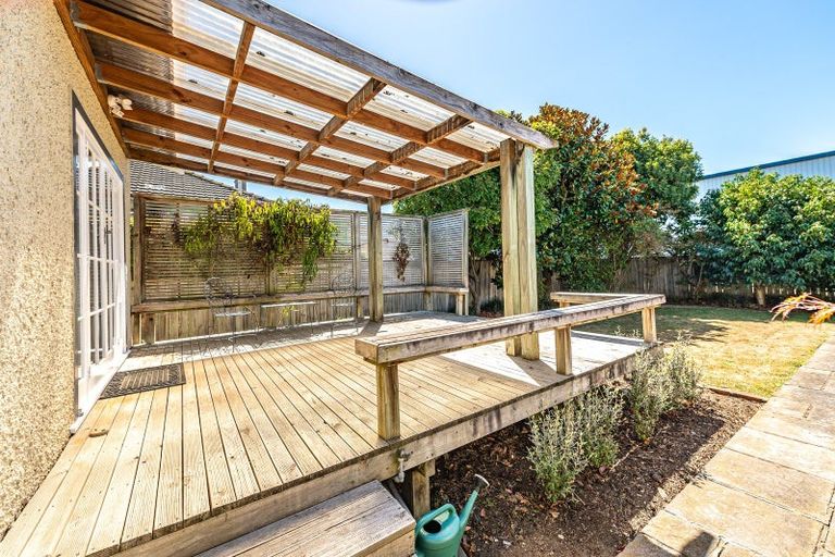 Photo of property in 12 College Street, Whanganui, 4500