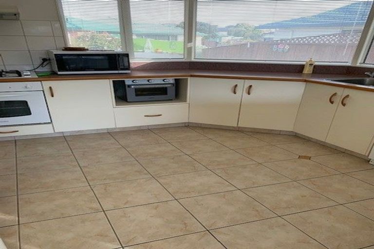 Photo of property in 181 Langdale Avenue, Paraparaumu, 5032