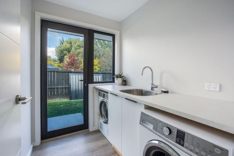 Photo of property in 8 Buckeye Grove, Outram, 9019