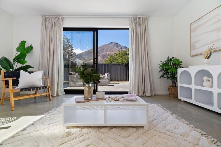 Photo of property in 51a-b Peterley Road, Lower Shotover, Queenstown, 9304