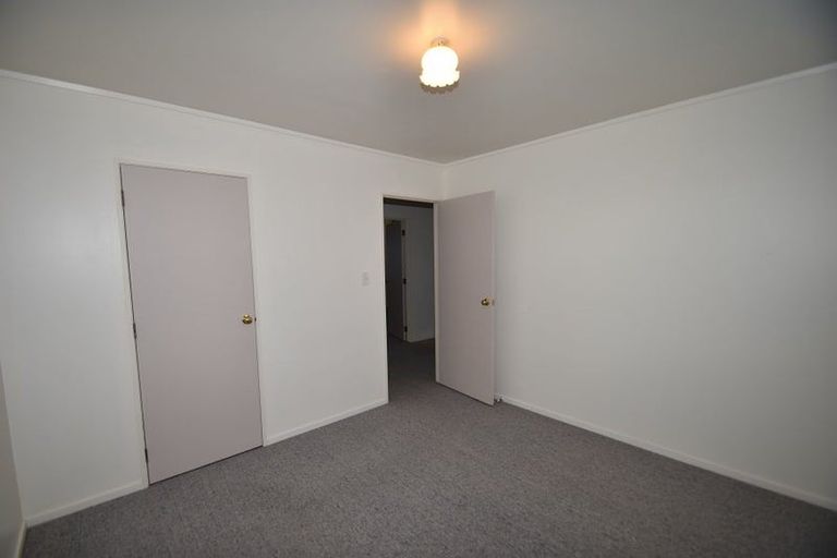 Photo of property in 2/118 Astley Avenue, New Lynn, Auckland, 0600