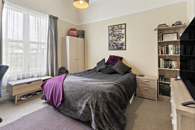 Photo of property in 168 High Street South, Carterton, 5713