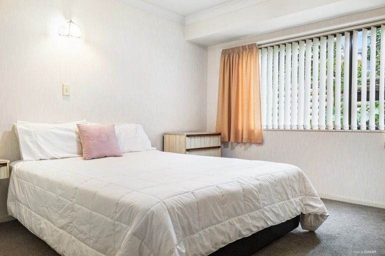 Photo of property in 20 Western Heights Drive, Western Heights, Hamilton, 3200