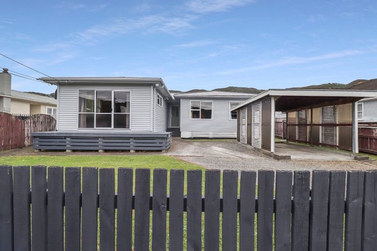Photo of property in 132 Wise Street, Wainuiomata, Lower Hutt, 5014