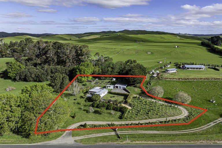 Photo of property in 1279 Kereru Road, Maraekakaho, Hastings, 4171