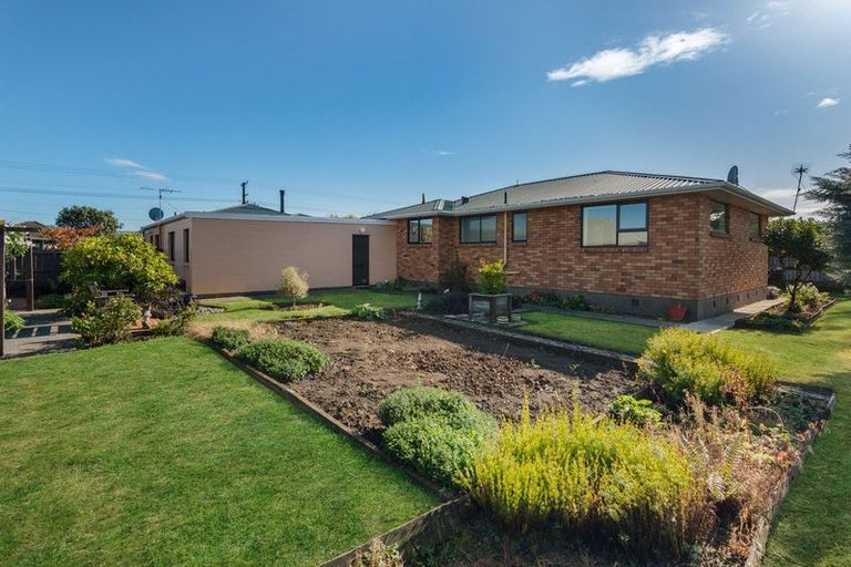 Photo of property in 53 Bush Road, Mosgiel, 9024
