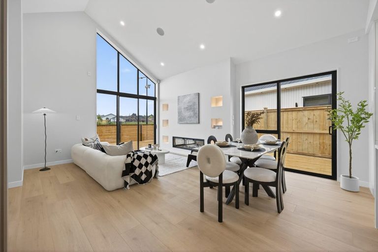 Photo of property in 12 Piko Road, Opaheke, 2113