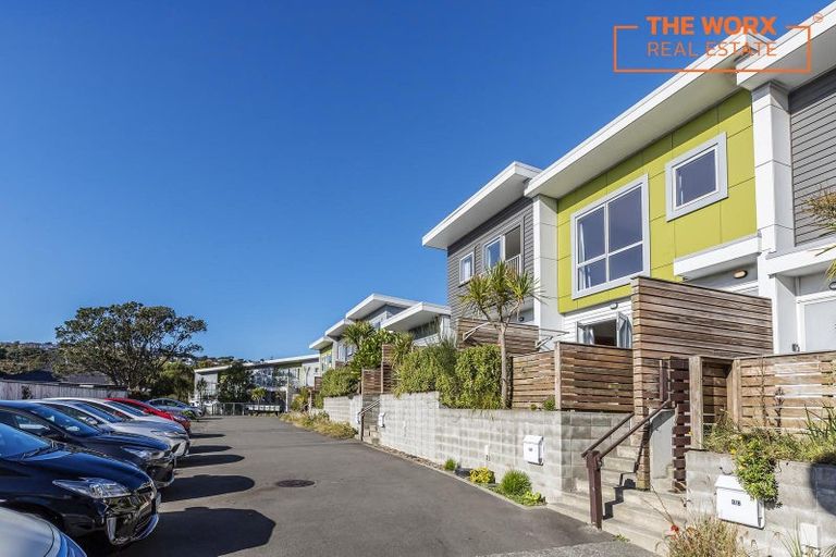 Photo of property in 4/8 Middleton Road, Johnsonville, Wellington, 6037