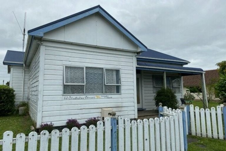 Photo of property in 61 Studholme Street, Morrinsville, 3300