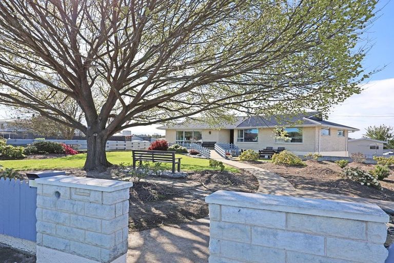 Photo of property in 16 Percy Street, Weston, Oamaru, 9401