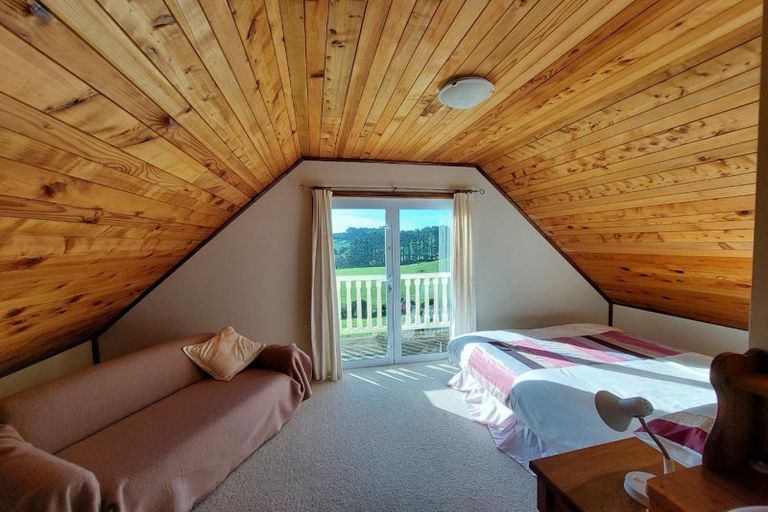 Photo of property in 277 Wortley Road, Waiongana, New Plymouth, 4373