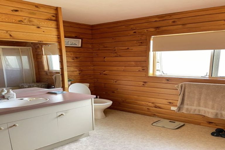 Photo of property in 1/15 Emma Court, Northpark, Auckland, 2013