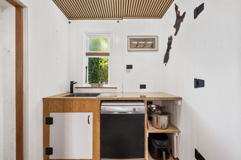 Photo of property in 59 York Street, Picton, 7220