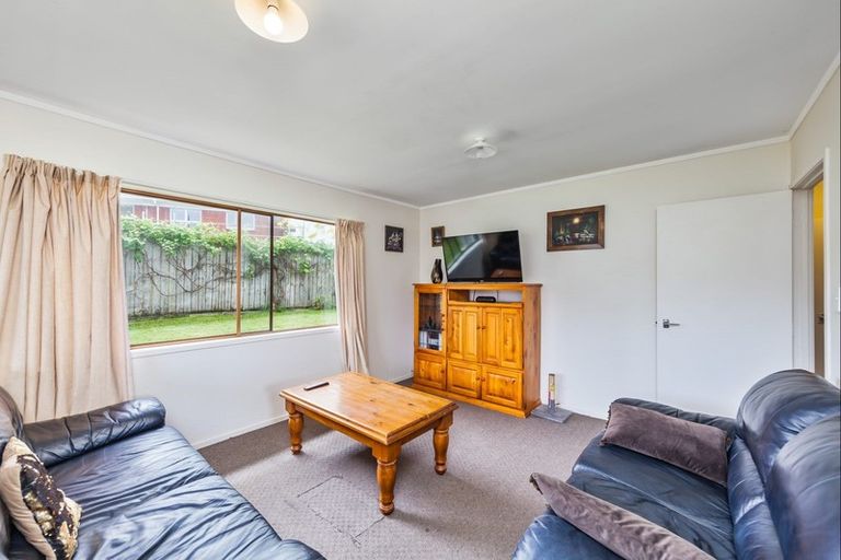 Photo of property in 3/11 Abercrombie Street, Howick, Auckland, 2014