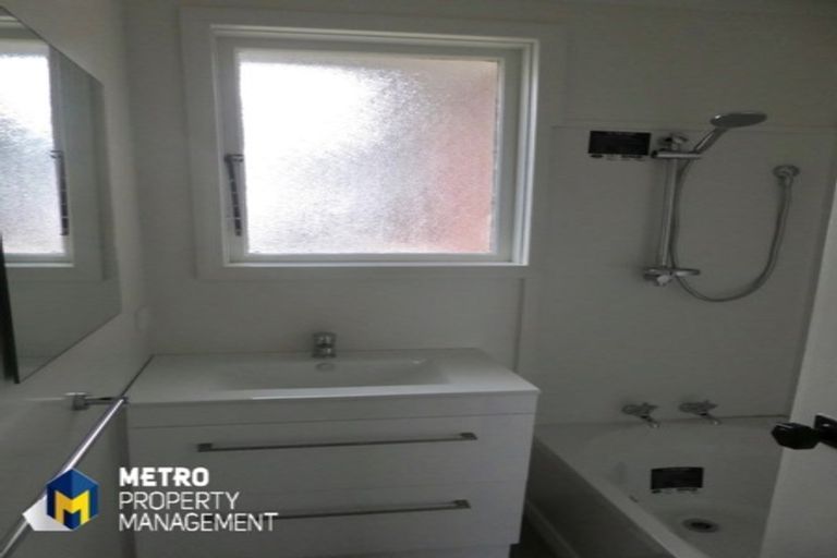 Photo of property in 8 Eastbank Street, Waverley, Dunedin, 9013