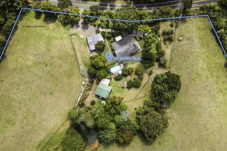 Photo of property in 100 Bethells Road, Waitakere, Henderson, 0781