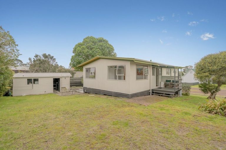 Photo of property in 5 Glen Neaves, Pauanui, Hikuai, 3579