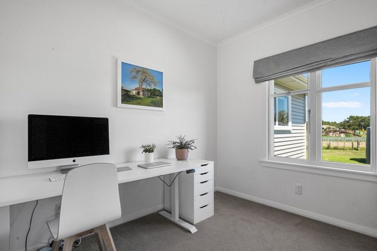 Photo of property in 13 Trotting Course Drive, Kumeu, 0891