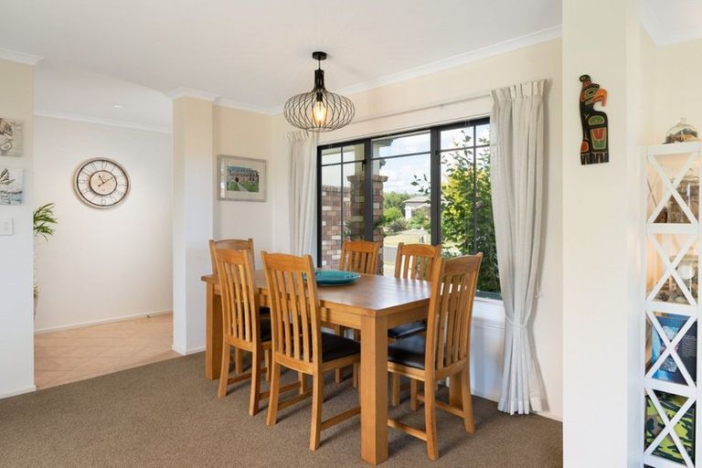 Photo of property in 5 Carlsberg Place, Papamoa Beach, Papamoa, 3118