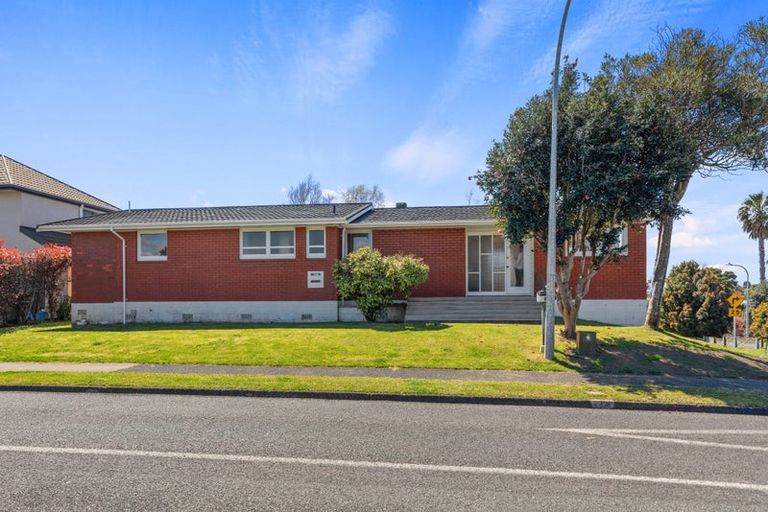 Photo of property in 1 Weka Street, Matua, Tauranga, 3110