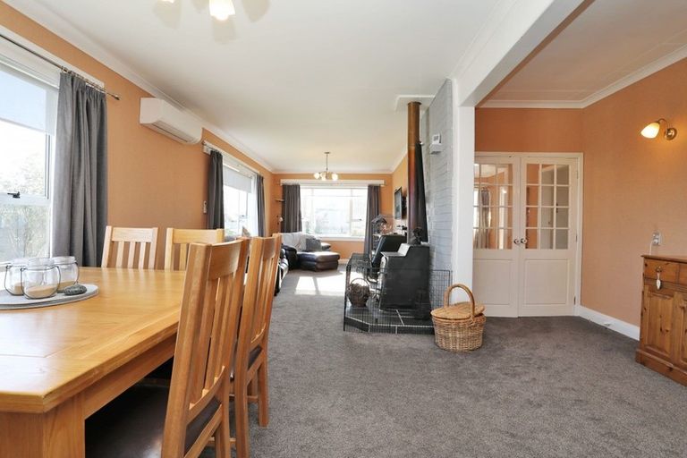 Photo of property in 33 Mary Street, Winton, 9720