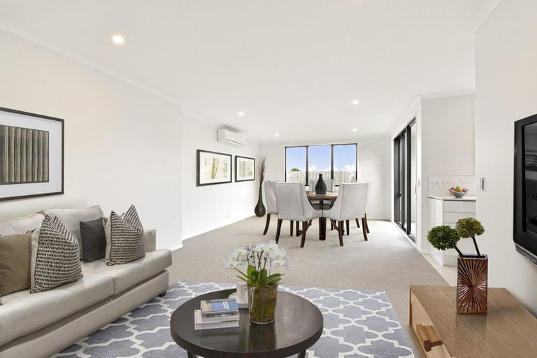 Photo of property in 90 Whenuapai Drive, Whenuapai, Auckland, 0618