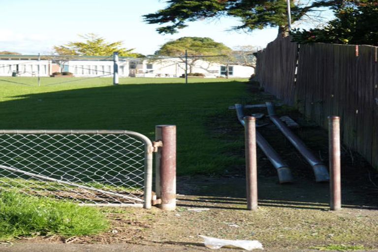 Photo of property in 13 Chisholm Place, Mangere East, Auckland, 2024