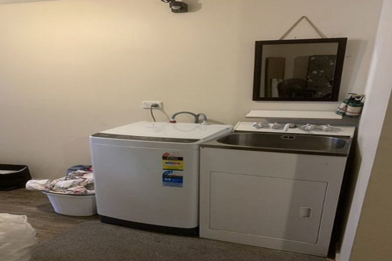 Photo of property in 51a Peverel Street, Riccarton, Christchurch, 8041