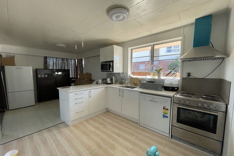 Photo of property in 10 Ware Place, Pakuranga Heights, Auckland, 2010