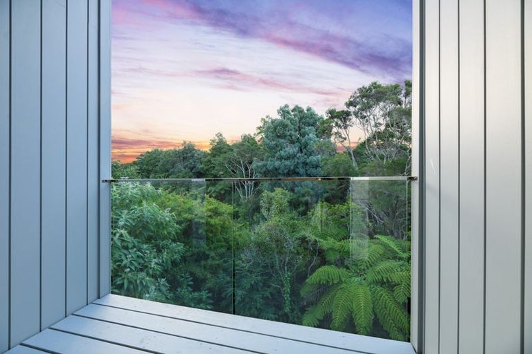 Photo of property in 15a Tabitha Crescent, Henderson, Auckland, 0612