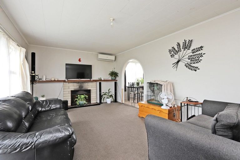 Photo of property in 19 Sunderland Drive, Flaxmere, Hastings, 4120