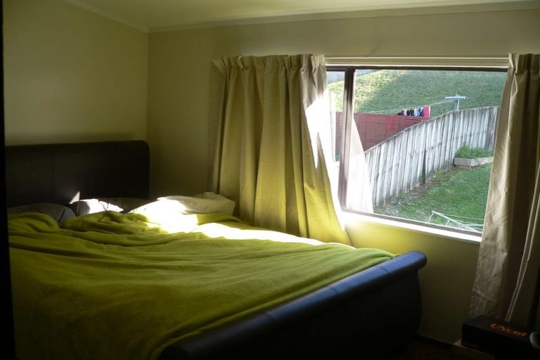 Photo of property in 82 Fyvie Avenue, Tawa, Wellington, 5028