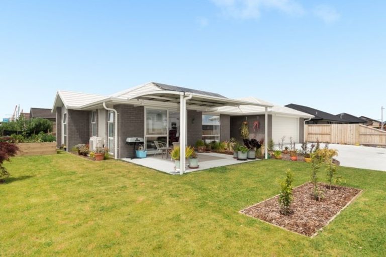 Photo of property in 79 Dunkeld Drive, Papamoa, 3118