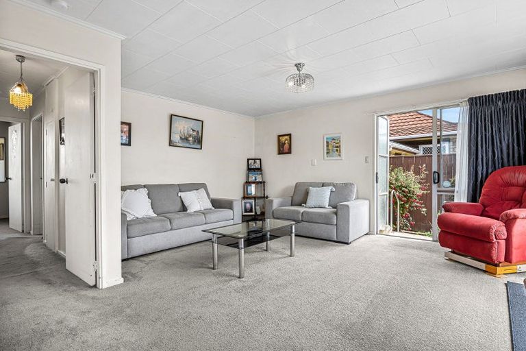 Photo of property in 1 Omega Place, Casebrook, Christchurch, 8051