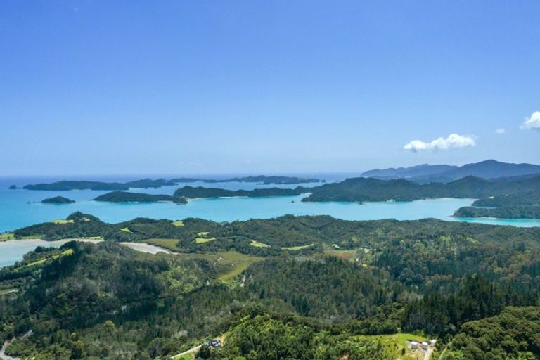 Photo of property in 34b Otamarua Road, Russell, 0272