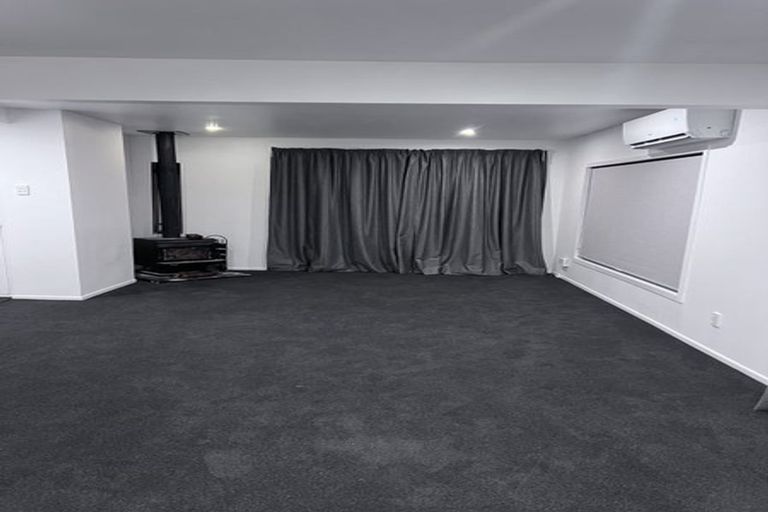 Photo of property in 117 Jamaica Drive, Grenada North, Wellington, 5028