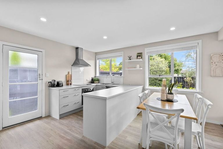 Photo of property in 1/36 Condell Avenue, Papanui, Christchurch, 8053