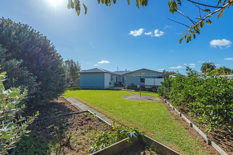 Photo of property in 3 Firth Place, Awapuni, Palmerston North, 4412