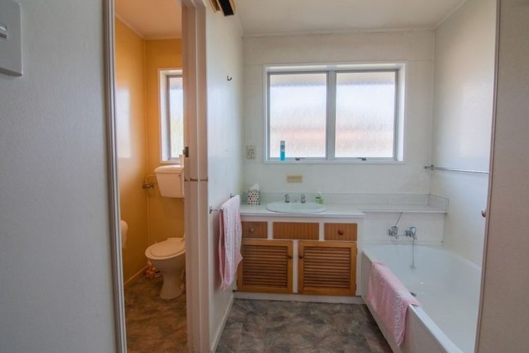 Photo of property in 114 Neplusultra Street, Cromwell, 9310