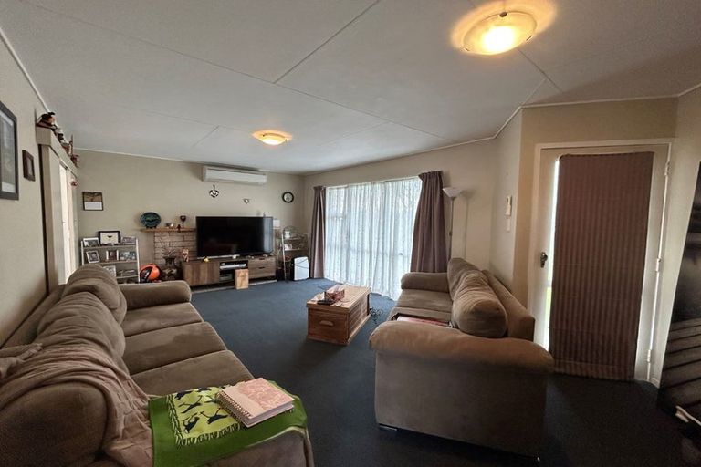 Photo of property in 56 Trigg Crescent, Taradale, Napier, 4112