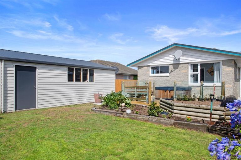 Photo of property in 150 Pacific Road, North New Brighton, Christchurch, 8083