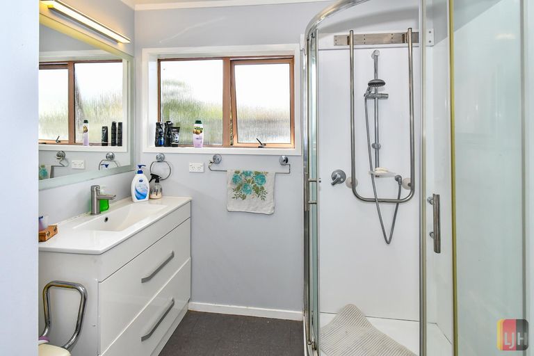 Photo of property in 36b South Street, Papakura, 2110