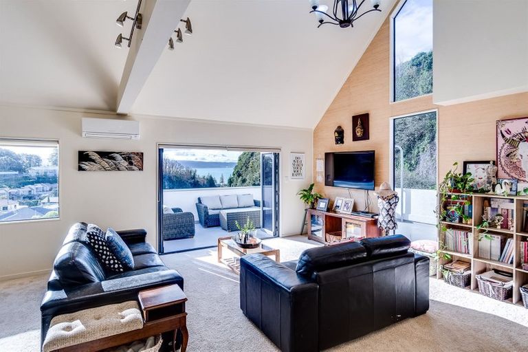 Photo of property in 13 Amner Place, Bluff Hill, Napier, 4110