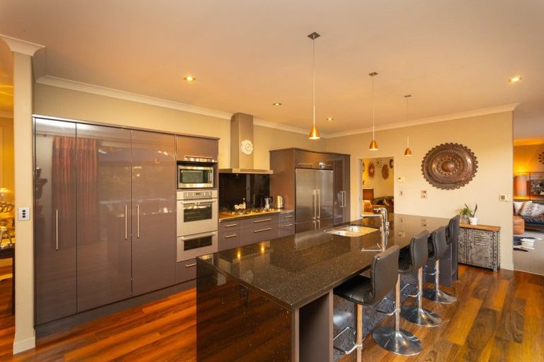 Photo of property in 6 Homestead Lane, Fitzherbert, Palmerston North, 4471